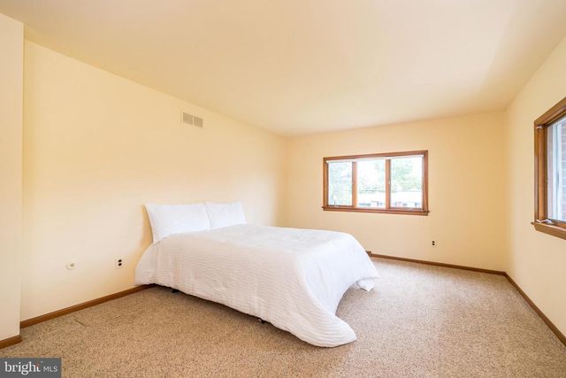 827 WRIGHT DR, Maple Glen, PA 19002