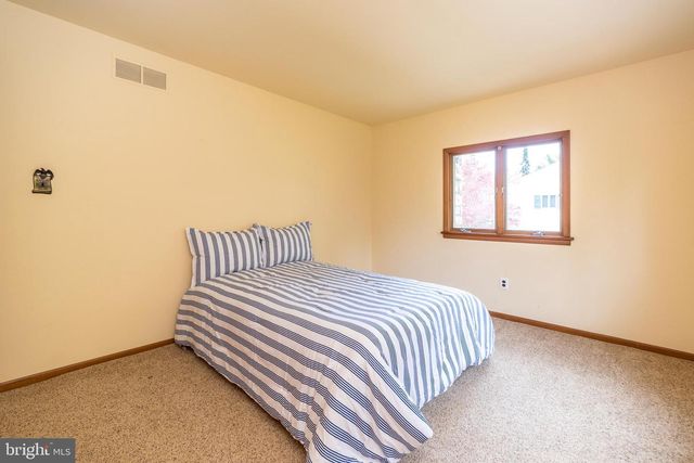 827 WRIGHT DR, Maple Glen, PA 19002