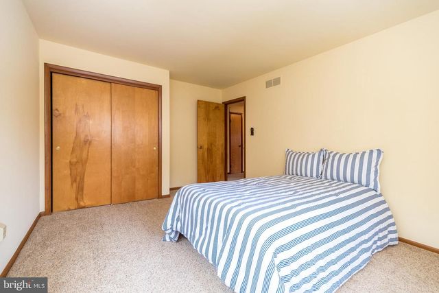 827 WRIGHT DR, Maple Glen, PA 19002