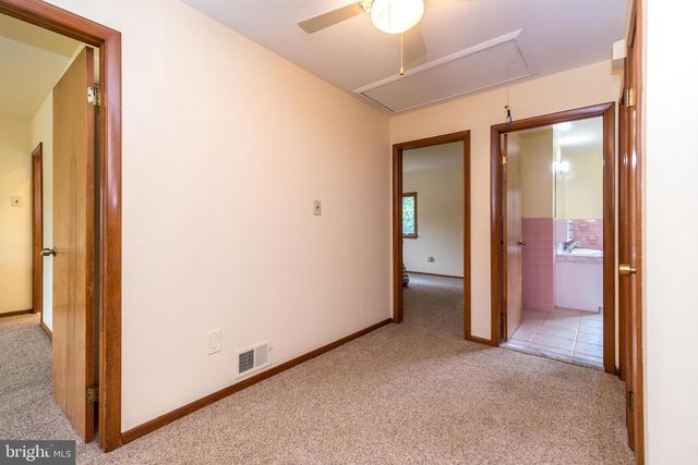 827 WRIGHT DR, Maple Glen, PA 19002