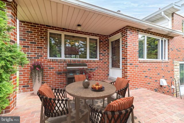 827 WRIGHT DR, Maple Glen, PA 19002