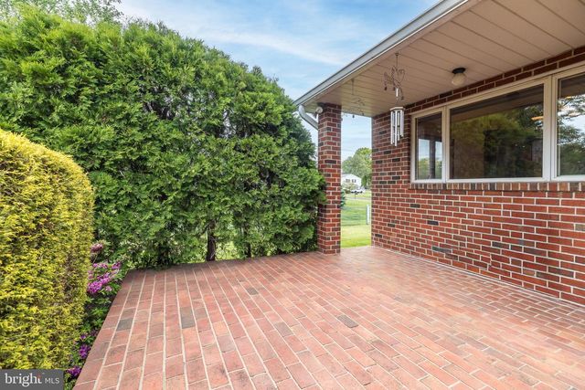 827 WRIGHT DR, Maple Glen, PA 19002