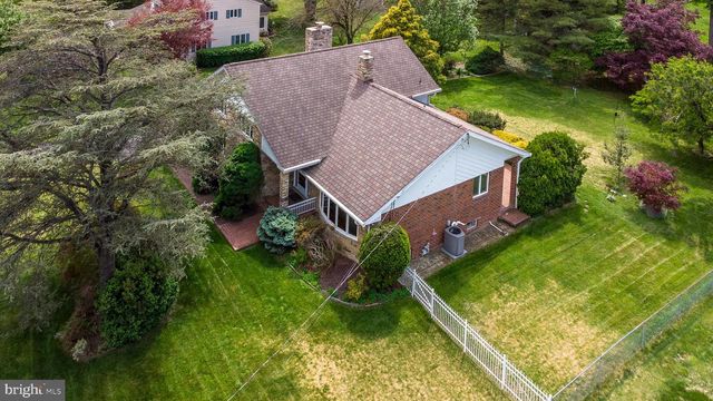 827 WRIGHT DR, Maple Glen, PA 19002