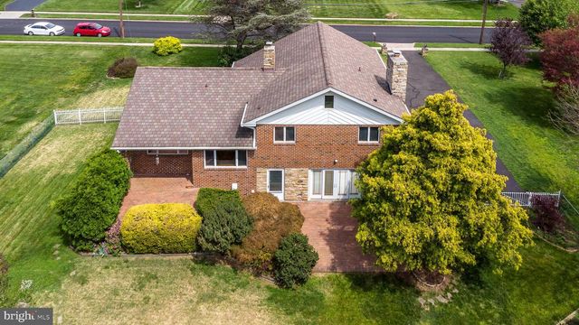 827 WRIGHT DR, Maple Glen, PA 19002