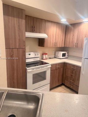 565 Vista Isles Dr 2024, Sunrise, FL 33325