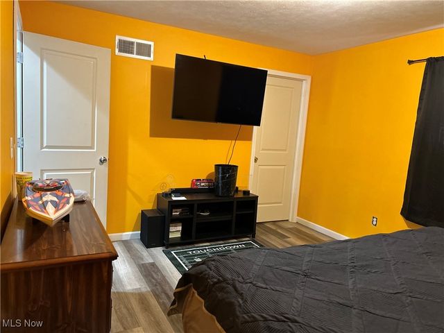 11179 Madison Road, Huntsburg, OH 44046