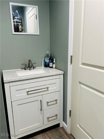 11179 Madison Road, Huntsburg, OH 44046