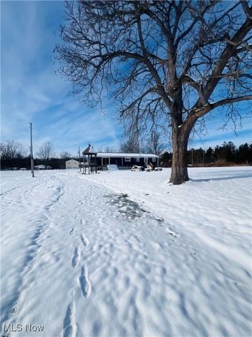 11179 Madison Road, Huntsburg, OH 44046