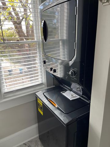 430 Day AVE, Roanoke, VA 24016