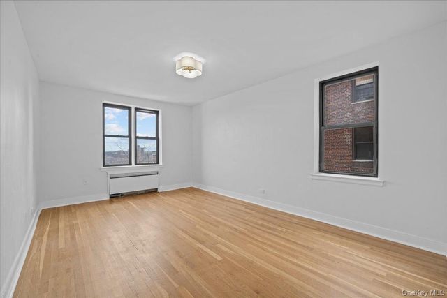 445 W 240th Street 5N, Bronx, NY 10463