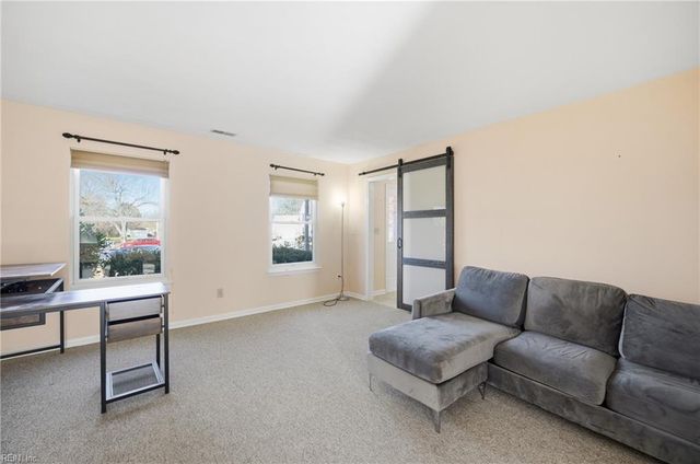 6302 Amberly CT, Suffolk, VA 23435