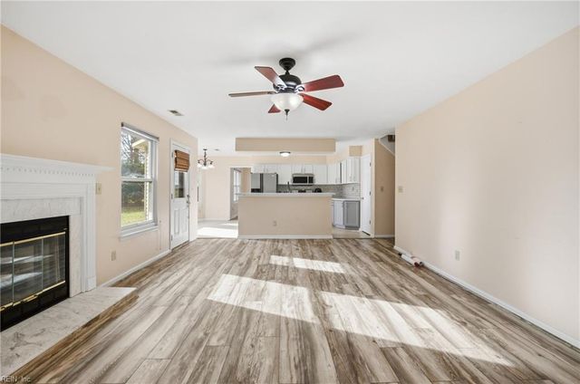 6302 Amberly CT, Suffolk, VA 23435