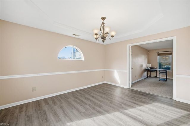 6302 Amberly CT, Suffolk, VA 23435