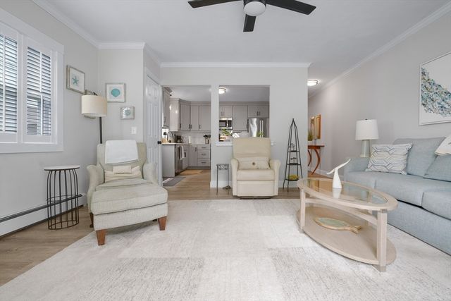 381 Wood St, Bristol, RI 02809