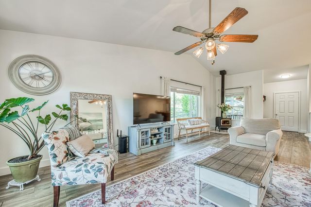 34154 Shaver Springs Road, Auberry, CA 93602