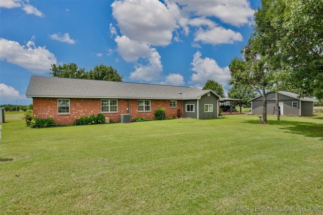 1194 Smiser Road, Calera, OK 74730