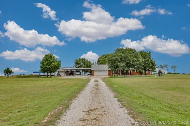 1194 Smiser Road, Calera, OK 74730