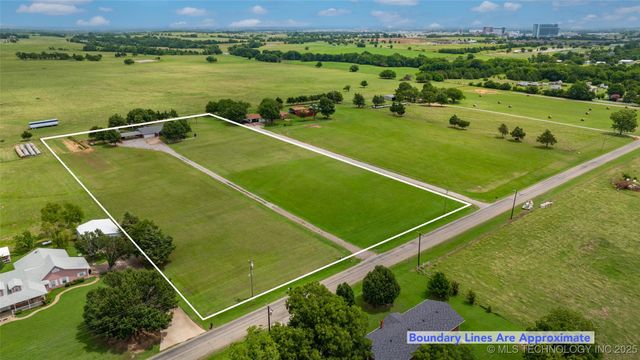 1194 Smiser Road, Calera, OK 74730