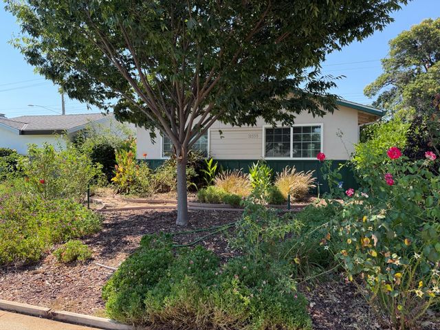 10559 Olson Dr, Rancho Cordova, CA 95670