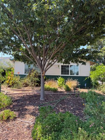 10559 Olson Dr, Rancho Cordova, CA 95670