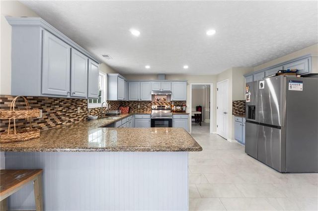 1110 Farley Way, Mcdonough, GA 30252