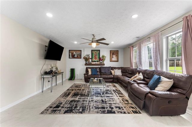 1110 Farley Way, Mcdonough, GA 30252