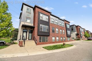 1250 DIAMOND Court E, Royal Oak, MI 48067