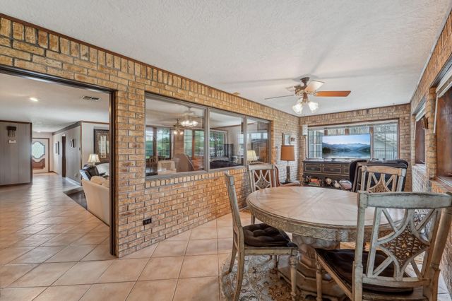 9243 Deepwater Drive, Montgomery, TX 77356