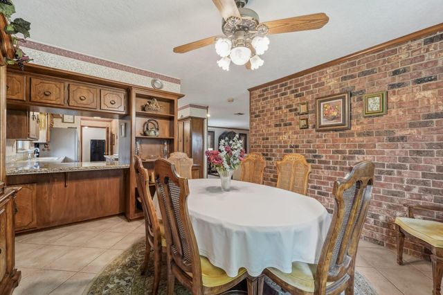 9243 Deepwater Drive, Montgomery, TX 77356