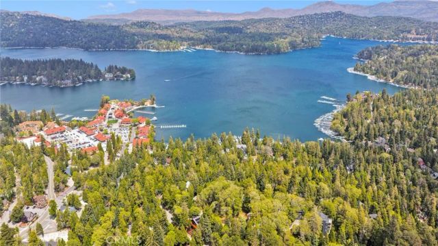 325 Mittry, Lake Arrowhead, CA 92352