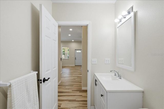 3706 13TH STREET N, St Petersburg, FL 33704