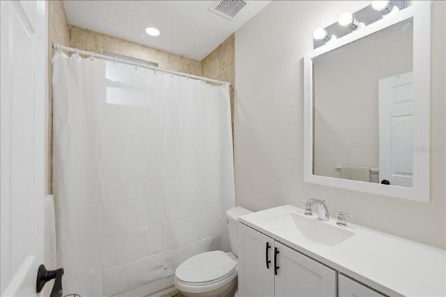 3706 13TH STREET N, St Petersburg, FL 33704