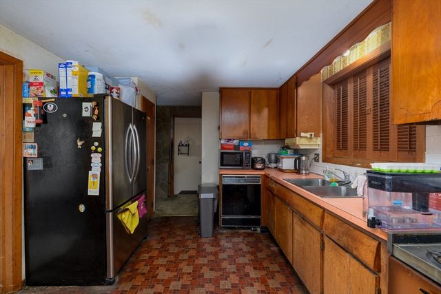 44 Fort Meadow Drive, Hudson, MA 01749