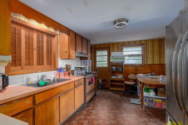 44 Fort Meadow Drive, Hudson, MA 01749