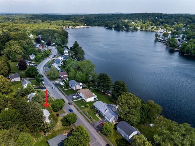 44 Fort Meadow Drive, Hudson, MA 01749