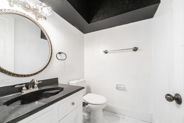 15738 Fleetwood Oaks Drive, Houston, TX 77079