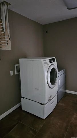 824 E 8th Street, Rector, AR 72461