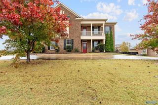16183 Evarard Drive NW, Harvest, AL 35749