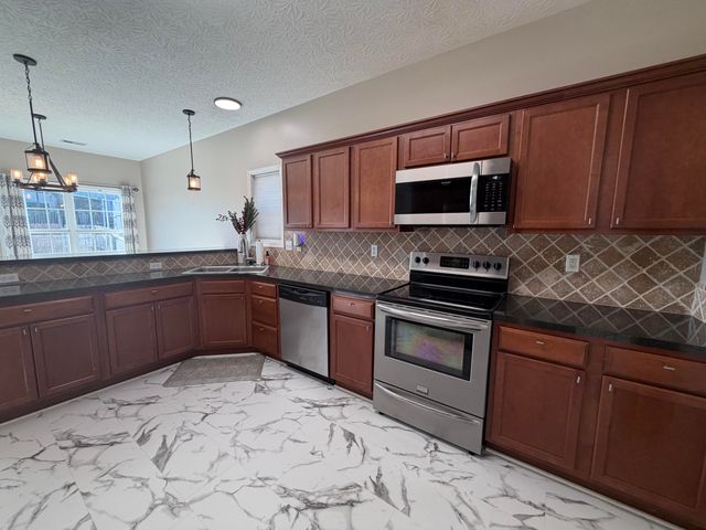 335 Newcastle Lane, Winchester, KY 40391
