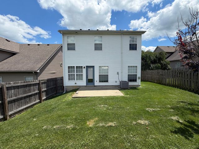 335 Newcastle Lane, Winchester, KY 40391
