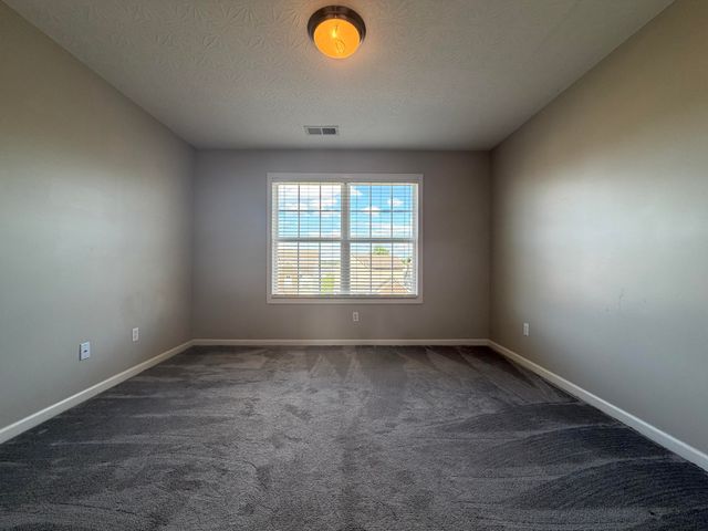 335 Newcastle Lane, Winchester, KY 40391