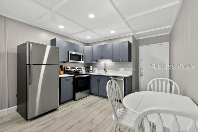 21 Lagoon Rd Apt B1J, Hilton Head Island, SC 29928