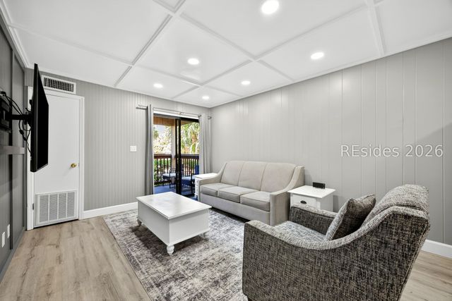 21 Lagoon Rd Apt B1J, Hilton Head Island, SC 29928