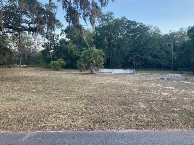2830 LAUREL AVENUE, Lake Wales, FL 33898