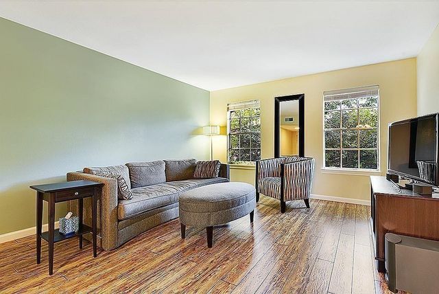 361 N Post Oak Lane 241, Houston, TX 77024