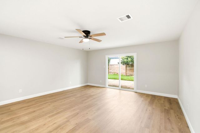 9002 San Jose Avenue, Texas City, TX 77591