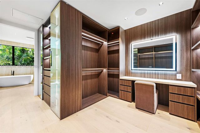 128 Ocean Blvd, Golden Beach, FL 33160