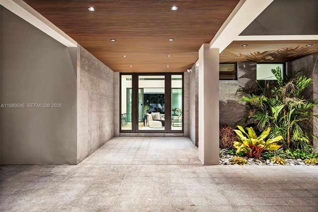 128 Ocean Blvd, Golden Beach, FL 33160