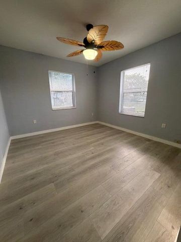 3282 NW 75th Way, Davie, FL 33024