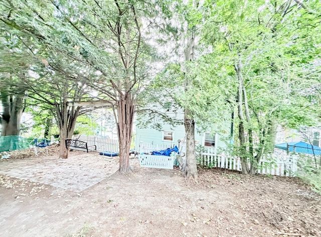 2 Abbott St, Haverhill, MA 01835